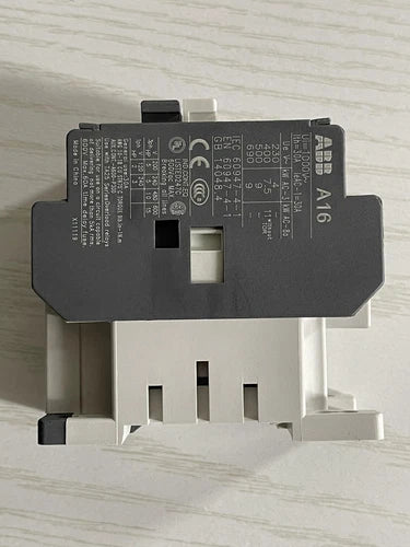 1PC  Contactor   A16-40-00 110V