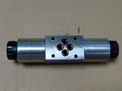 1PC 4WE6G62/EG24N9K4 Hydraulic Valve R900561282