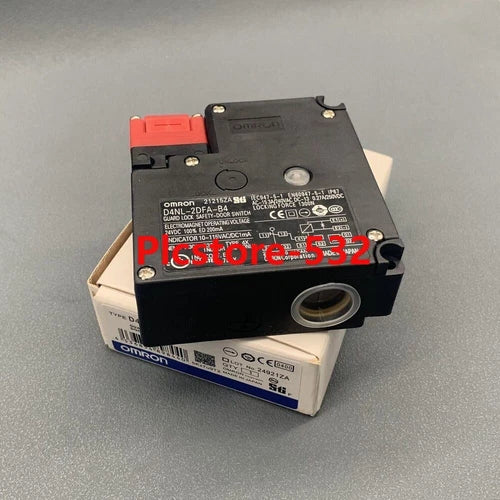 1PC  PLC Safety Switch  D4NL-2DFA-B4