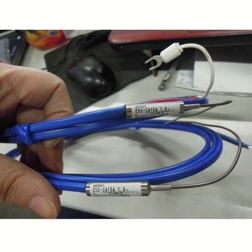 1PC OMRON  Temperature Sensor E52-CA15A D=1.6 2M FAST SHIP