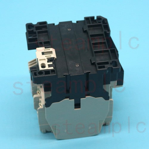 Mitsubishi IN BOX Magnetic Contactor S-T50 S-T50 AC200V FAST SHIP