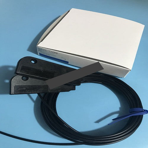 OMRON  fiber optic sensor E32-T16WR E32-T16WR One year warranty