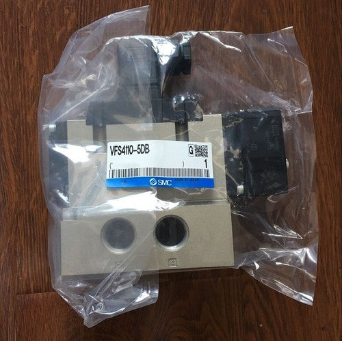 ONE  SMC VFS4110-5DB VFS4110-5DB Solenoid Valve Free shipping
