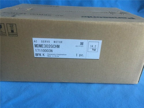 For Panasonic MDME302GCHM  AC Servo Motor Free Shipping