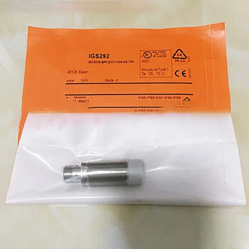 1PC  IFM IGS292 Proximity Switch Sensor IGS292 Free Shipping