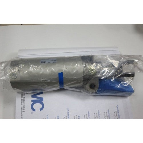 1PC   SMC Clamping cylinder CKG1B63-100YAZ Free shipping