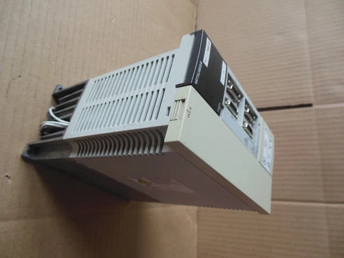 1PC  Mitsubishi MDS-B-SVJ2-10 AC Servo Drive MDSBSVJ210 Sealed