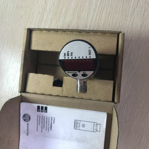 For IFM PN3000  Electronic Pressure Sensor Free Shipping