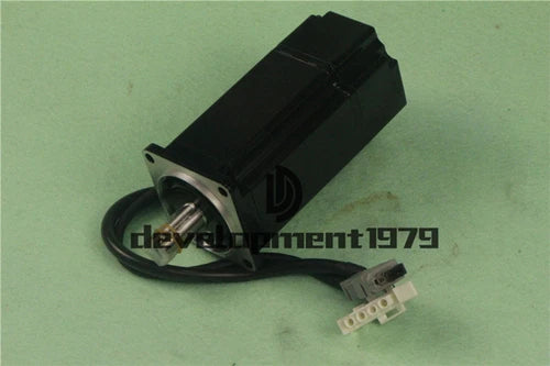 1Pcs   Motor   R88M-W40030H-S1