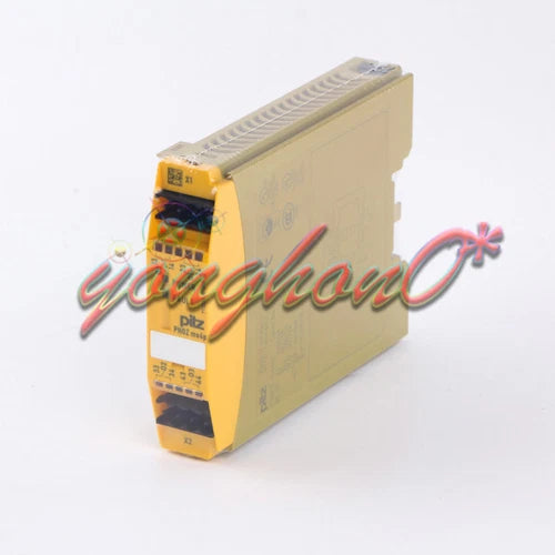 1PC  PNOZ mo4p Safety Relay  773536