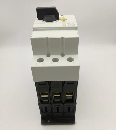 1PC     PKZM4-32 24-32A XTPR032DC1NL  Circuit breaker