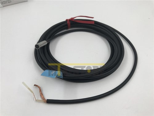 1pc  Keyence   ones proximity sensor EH-305 EH305